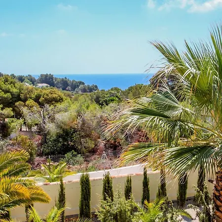 Diana - Pretty With Garden And Private Pool In