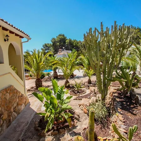 Diana - Pretty With Garden And Private Pool In *